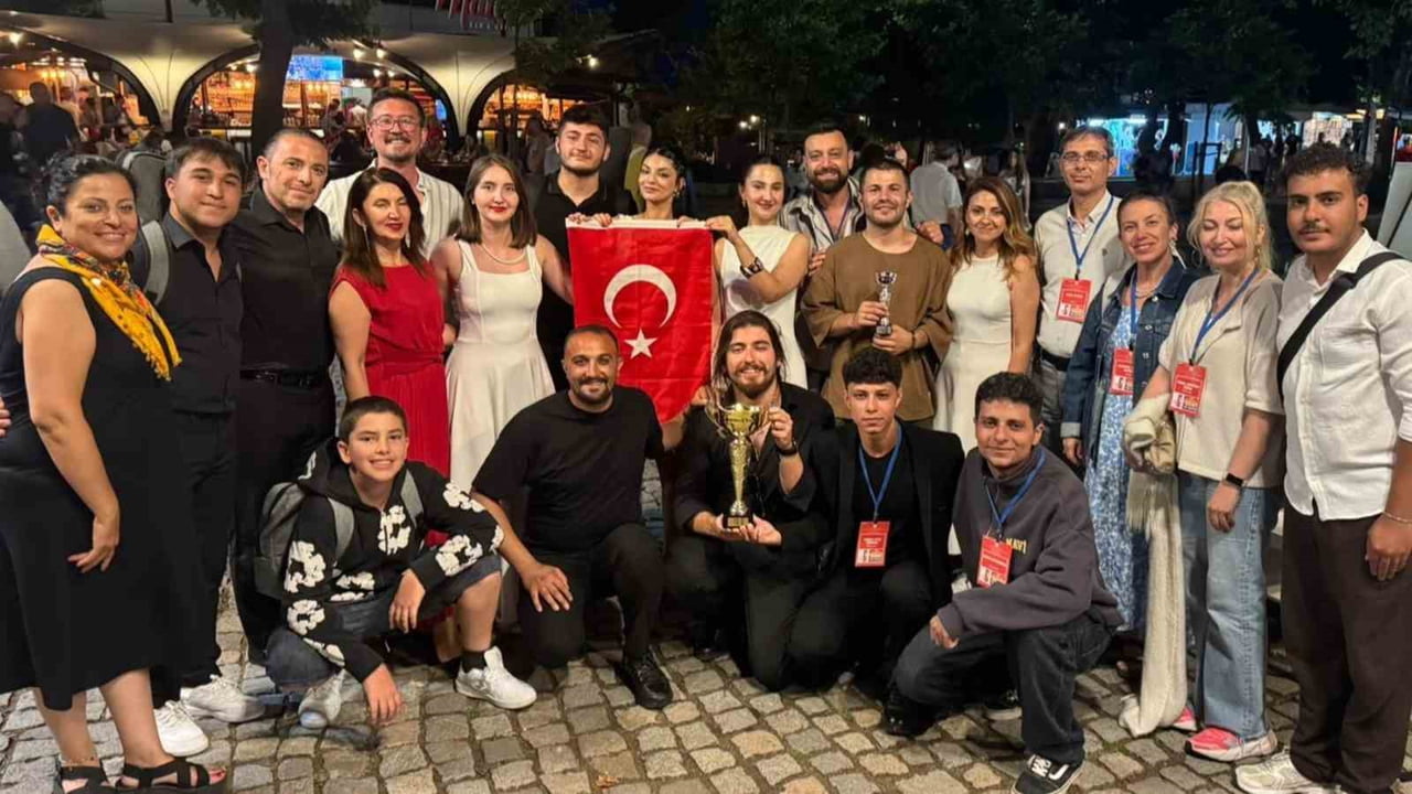 KARABÜK ÜNİVERSİTESİ (KBÜ) ÖĞRENCİLERİ, BULGARİSTAN'DA DÜZENLENEN 21. ULUSLARARASI MUZİTE GENÇLİK...