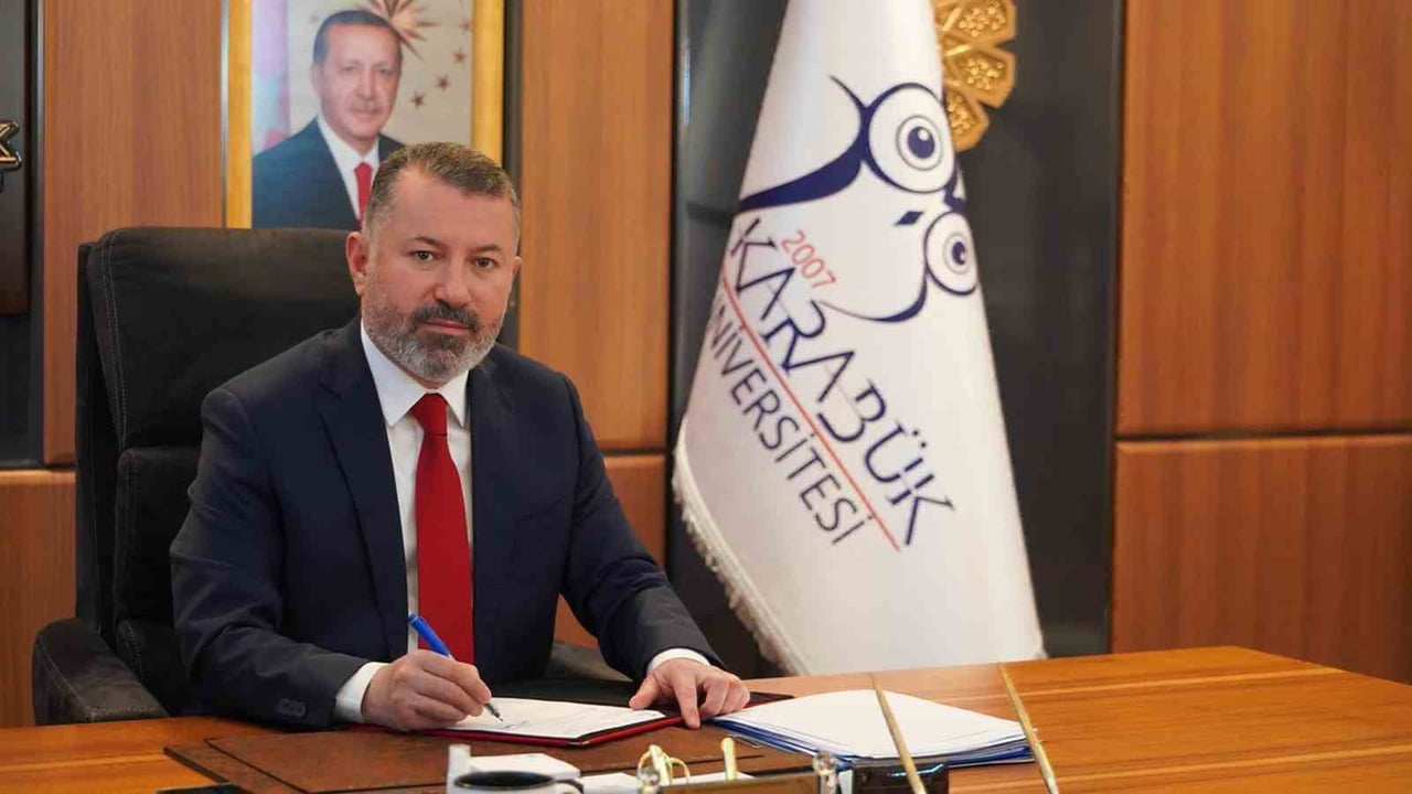 KARABÜK ÜNİVERSİTESİ (KBÜ) REKTÖRÜ PROF. DR. FATİH KIRIŞIK, YÜKSEKÖĞRETİM KURUMLARI SINAVI (YKS)...