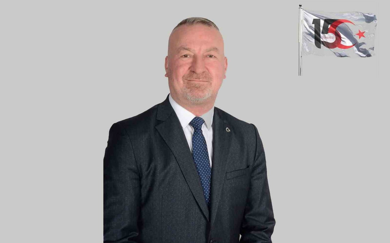 KARACABEY BELEDİYE BAŞKANI FATİH KARABATI, 15 TEMMUZ DEMOKRASİ VE MİLLİ BİRLİK GÜNÜ DOLAYISIYLA...