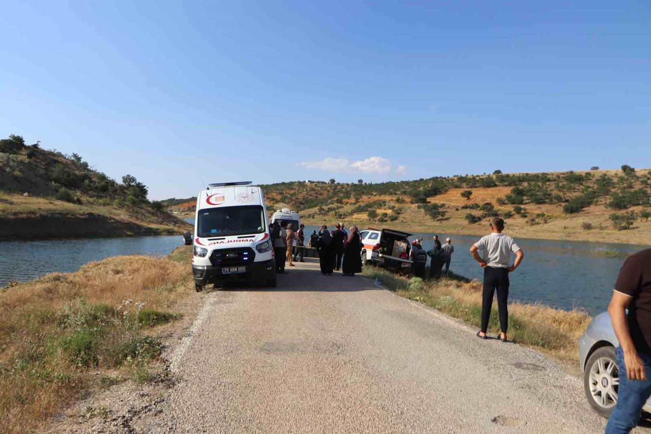 KARAMAN'DA SERİNLEMEK İÇİN GÖLETE GİREN 15 YAŞINDAKİ ÇOCUK BOĞULARAK HAYATINI KAYBETTİ.