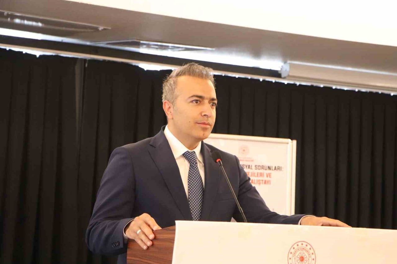 KARAMAN VALİSİ HAYRETTİN ÇİÇEK, KARAMAN'IN BOŞANMA ORANLARINDA ÖN SIRALARDA YER ALDIĞINI...