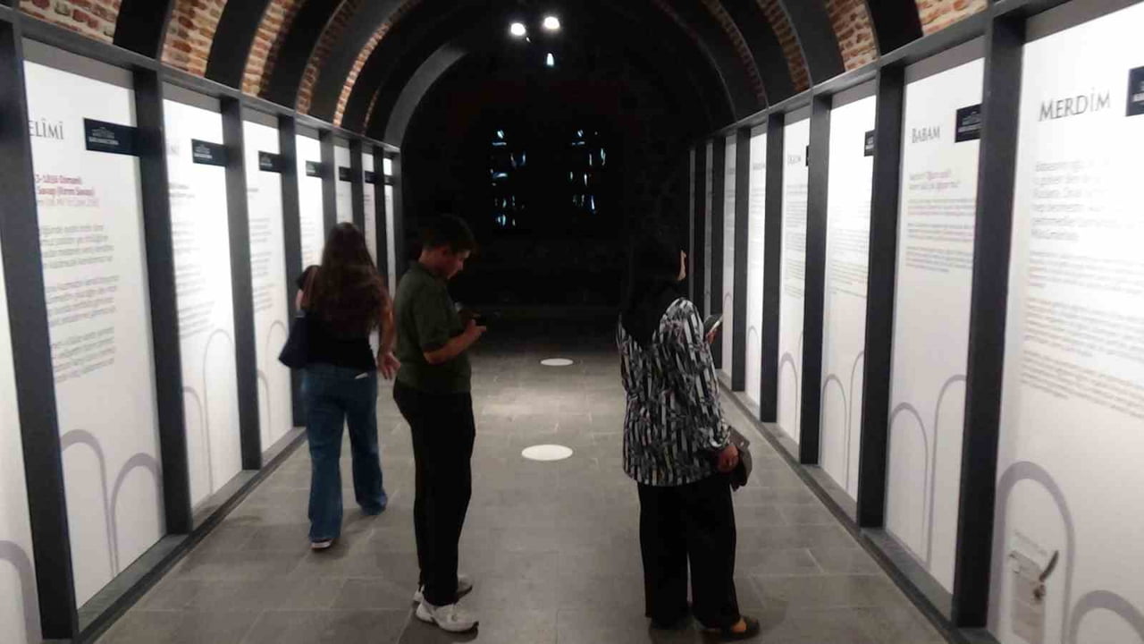KARS'TA TARİHE DOKUNAN MÜZE! KAFKAS CEPHESİ'NİN ACILARI VE KAHRAMANLIĞI ZİYARETÇİLERİ DERİNDEN...
