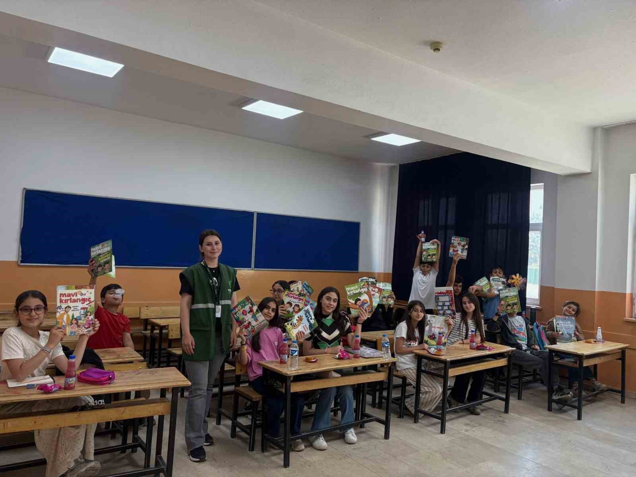 KARS'TA YEŞİLAY VE TÜGVA’NIN  YAZ OKULU COŞKUSU(KARS-İHA)