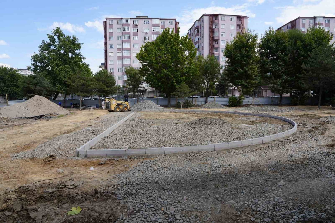 KARTAL BELEDİYESİ İLÇEDEKİ PARKLARI BAŞTAN SONA YENİLERKEN BİR YANDAN DA YENİ SOSYAL YAŞAM...
