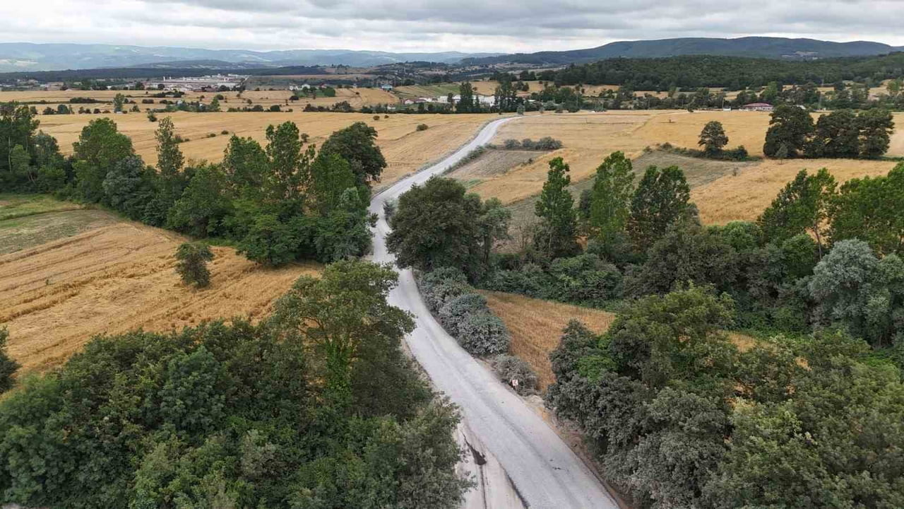 KAVAK'TA 30-40 YILLIK YOL HASRETİ SONA ERDİ