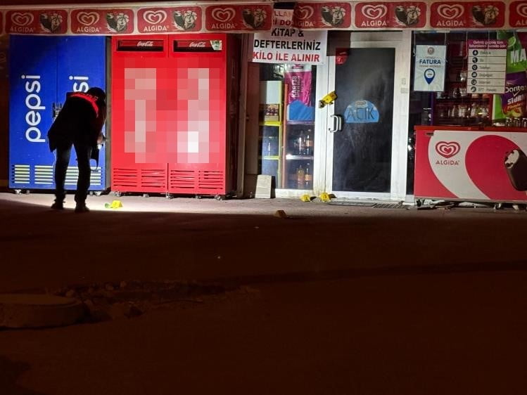 KAYSERİ'DE MARKETE MOLOTOFLU SALDIRI GİRİŞİMİ