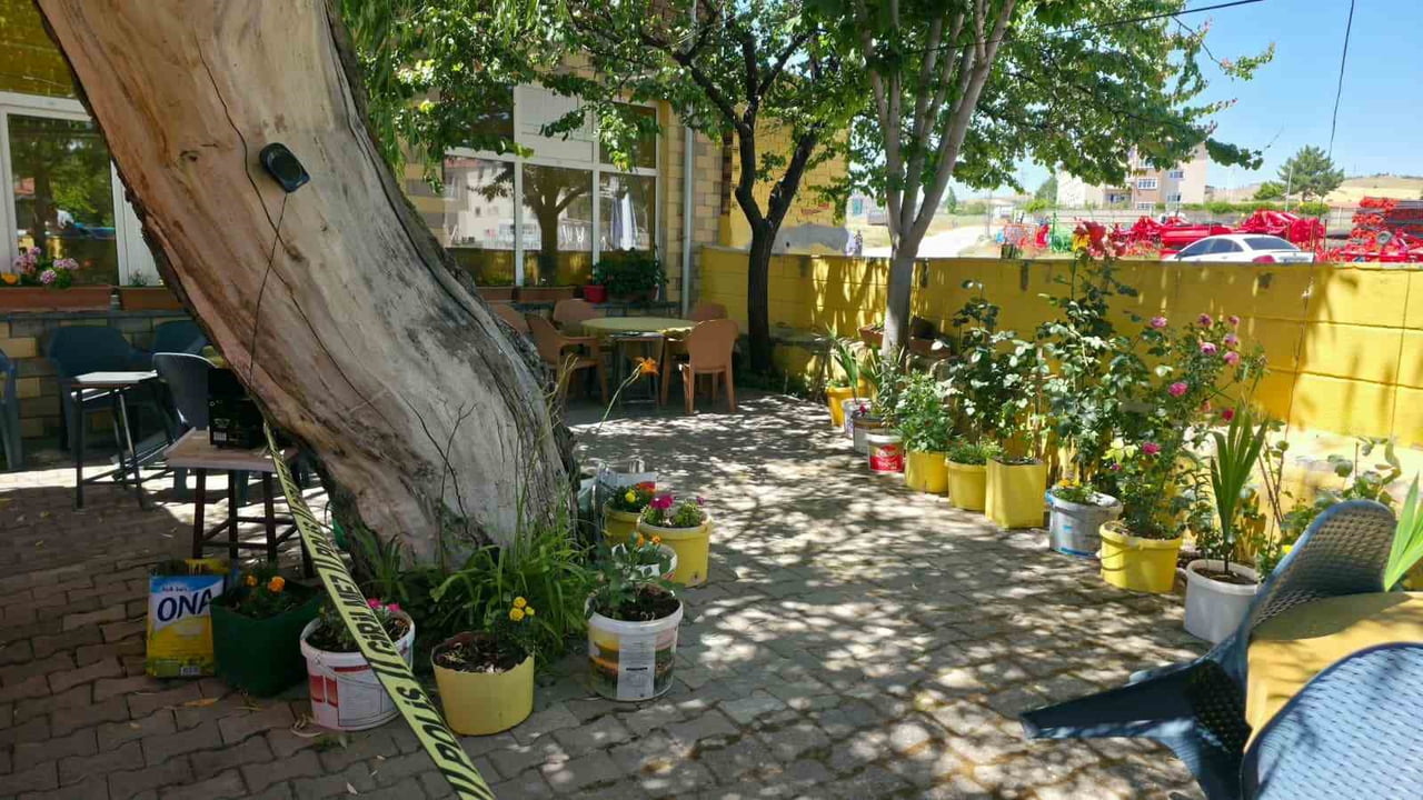 KAYSERİ'NİN BÜNYAN İLÇESİNDE BİR KIRAATHANEDE ÇIKAN SİLAHLI KAVGADA YARALANAN 2 KİŞİ TEDAVİ ALTINA...