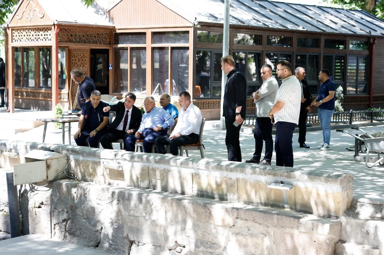 KAYSERİ BÜYÜKŞEHİR BELEDİYE BAŞKANI DR. MEMDUH BÜYÜKKILIÇ, İLÇE ZİYARETLERİ KAPSAMINDA BABA OCAĞI...