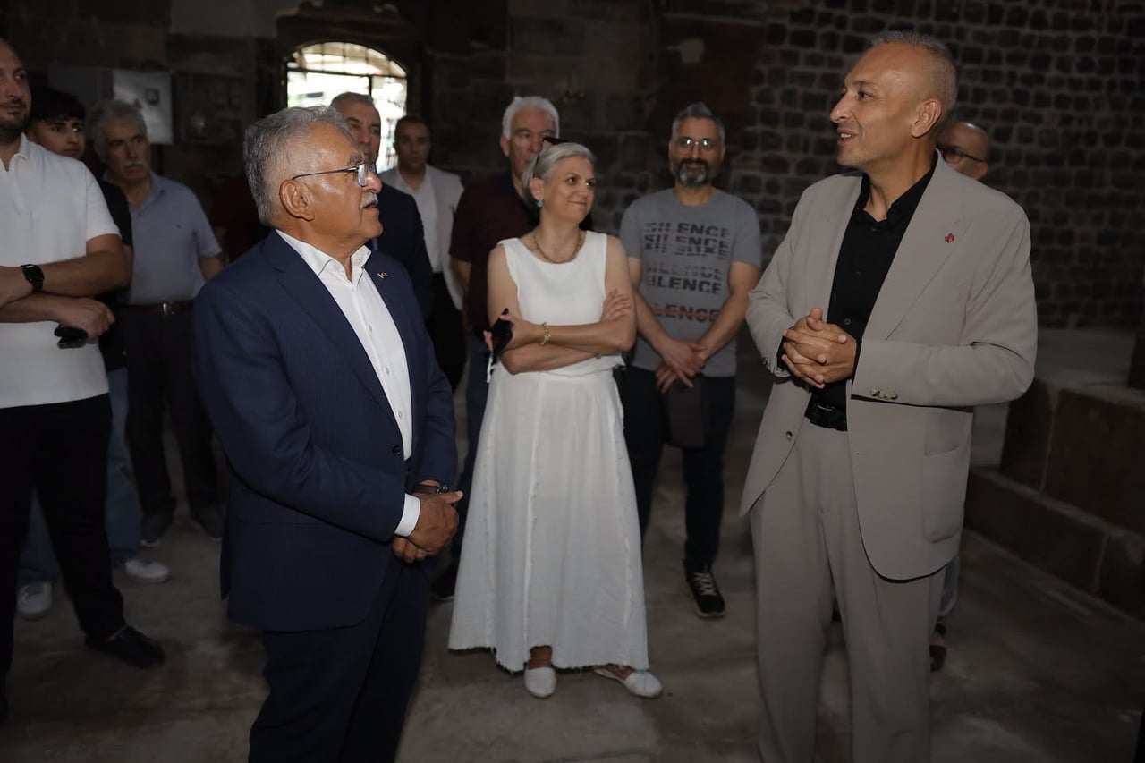 KAYSERİ BÜYÜKŞEHİR BELEDİYE BAŞKANI DR. MEMDUH BÜYÜKKILIÇ; MELİKGAZİ İLÇESİ CAMİKEBİR...