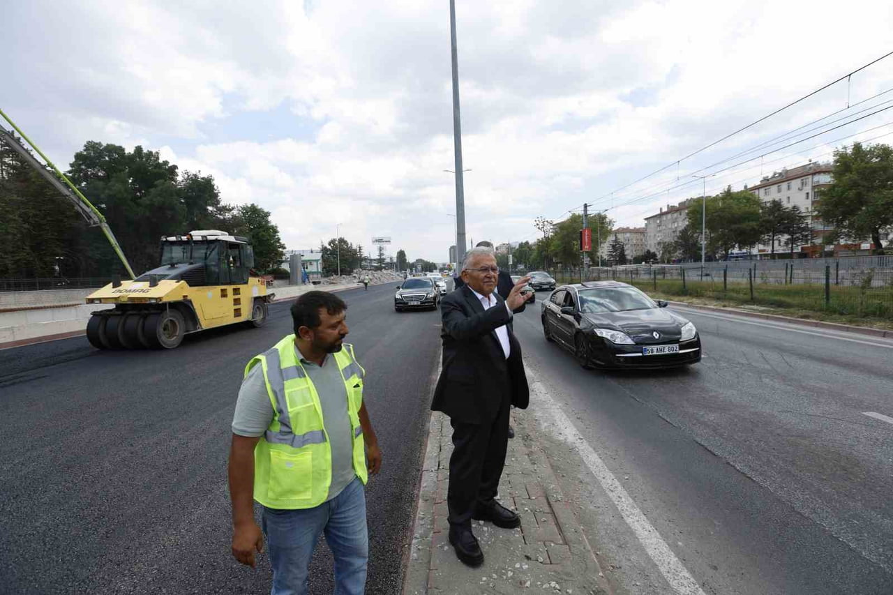 KAYSERİ BÜYÜKŞEHİR BELEDİYE BAŞKANI DR. MEMDUH BÜYÜKKILIÇ; YAPIMINDA SONA YAKLAŞILAN DSİ-YENİ...