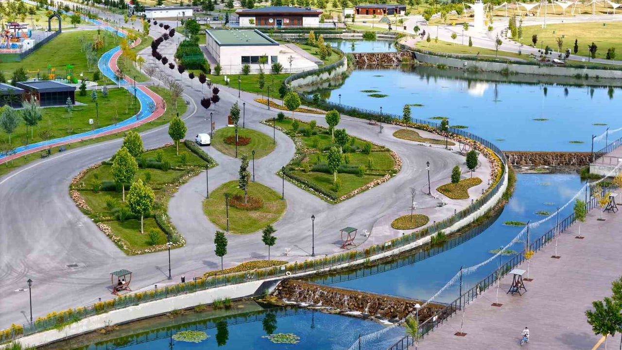 KAYSERİ BÜYÜKŞEHİR BELEDİYESİ; BAŞKAN DR. MEMDUH BÜYÜKKILIÇ’IN 'DAHA YEŞİL BİR KAYSERİ' VİZYONU...