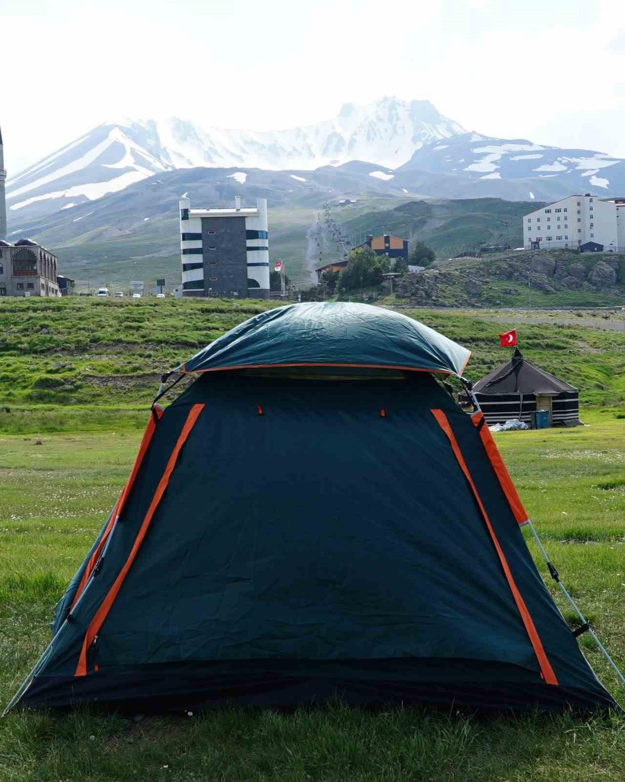 KAYSERİ BÜYÜKŞEHİR BELEDİYESİ, ERCİYES’İ DÖRT MEVSİM YAŞAYAN BİR TURİZM VE SPOR DESTİNASYONUNA...