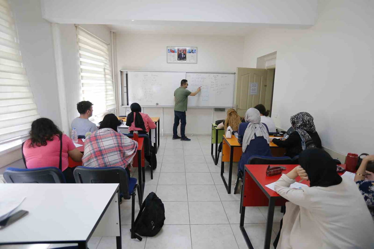 KAYSERİ BÜYÜKŞEHİR BELEDİYESİ KAYSERİ MESLEKİ EĞİTİM VE KÜLTÜR A.Ş. (KAYMEK) TARAFINDAN, KAMU...