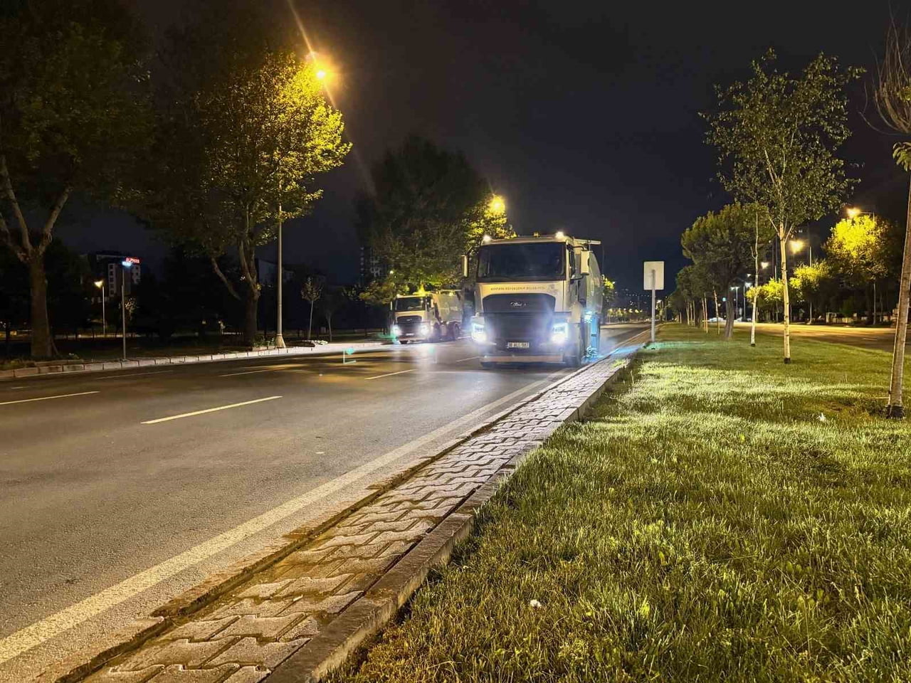 KAYSERİ BÜYÜKŞEHİR BELEDİYESİ, KENT GENELİNDE YÜRÜTTÜĞÜ YEŞİL ALAN VE ÇEVRE DÜZENLEME...