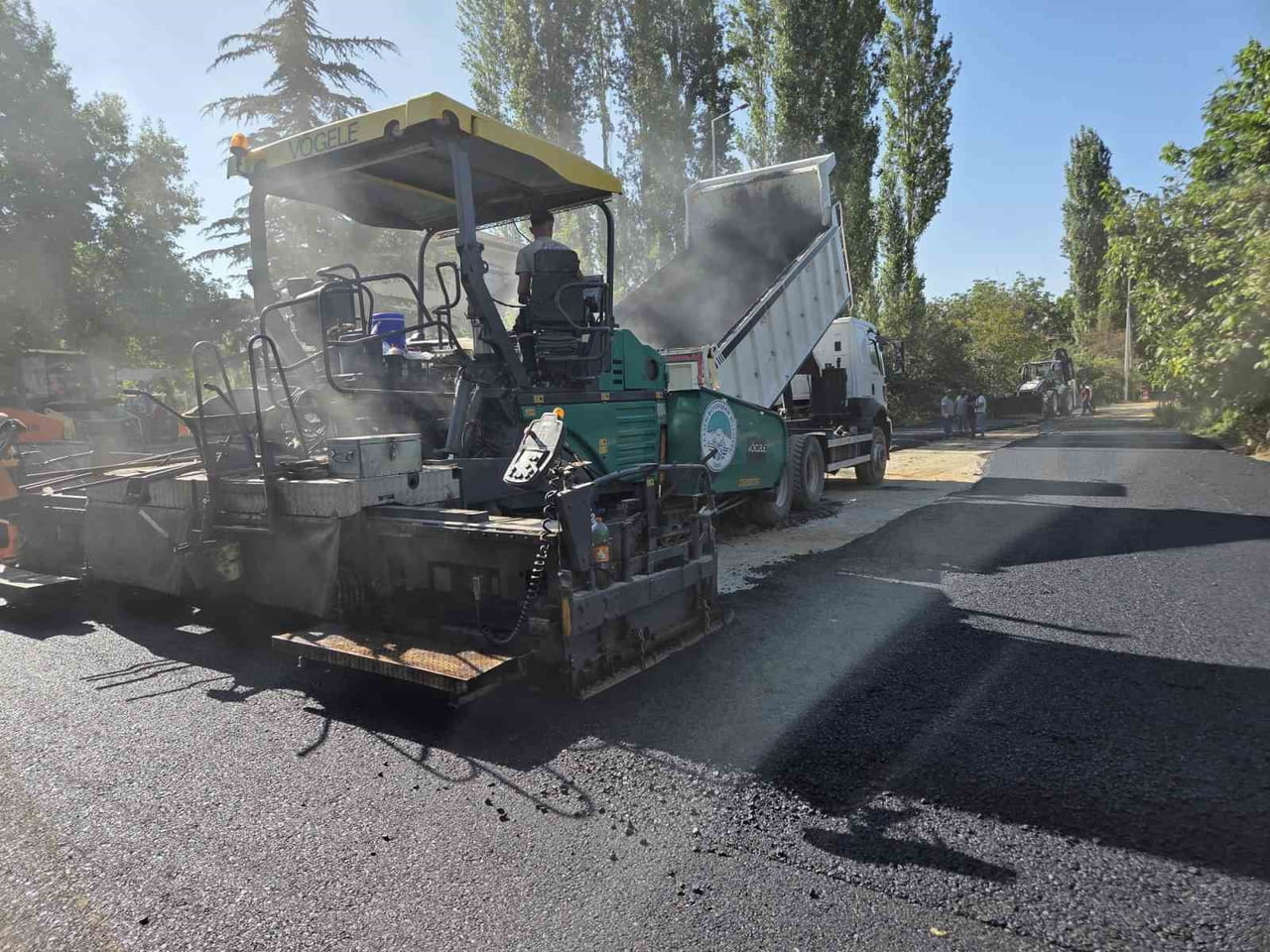 KAYSERİ BÜYÜKŞEHİR BELEDİYESİ; YAHYALI BELEDİYESİ İLE İŞ BİRLİĞİ İÇİNDE YÜRÜTÜLEN SICAK ASFALT...
