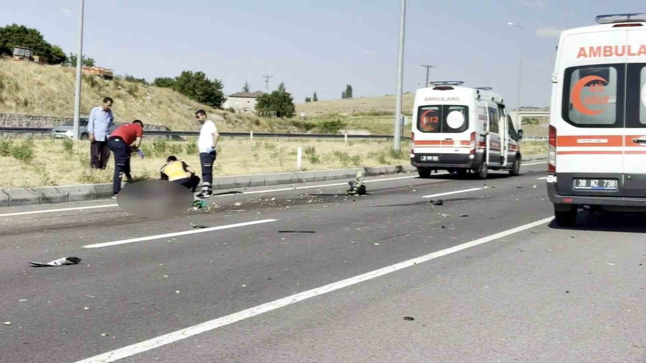 KAYSERİ’NİN İNCESU İLÇESİNDE OTOMOBİL İLE MOTOSİKLETİN KARIŞTIĞI KAZADA 1 KİŞİ HAYATINI...