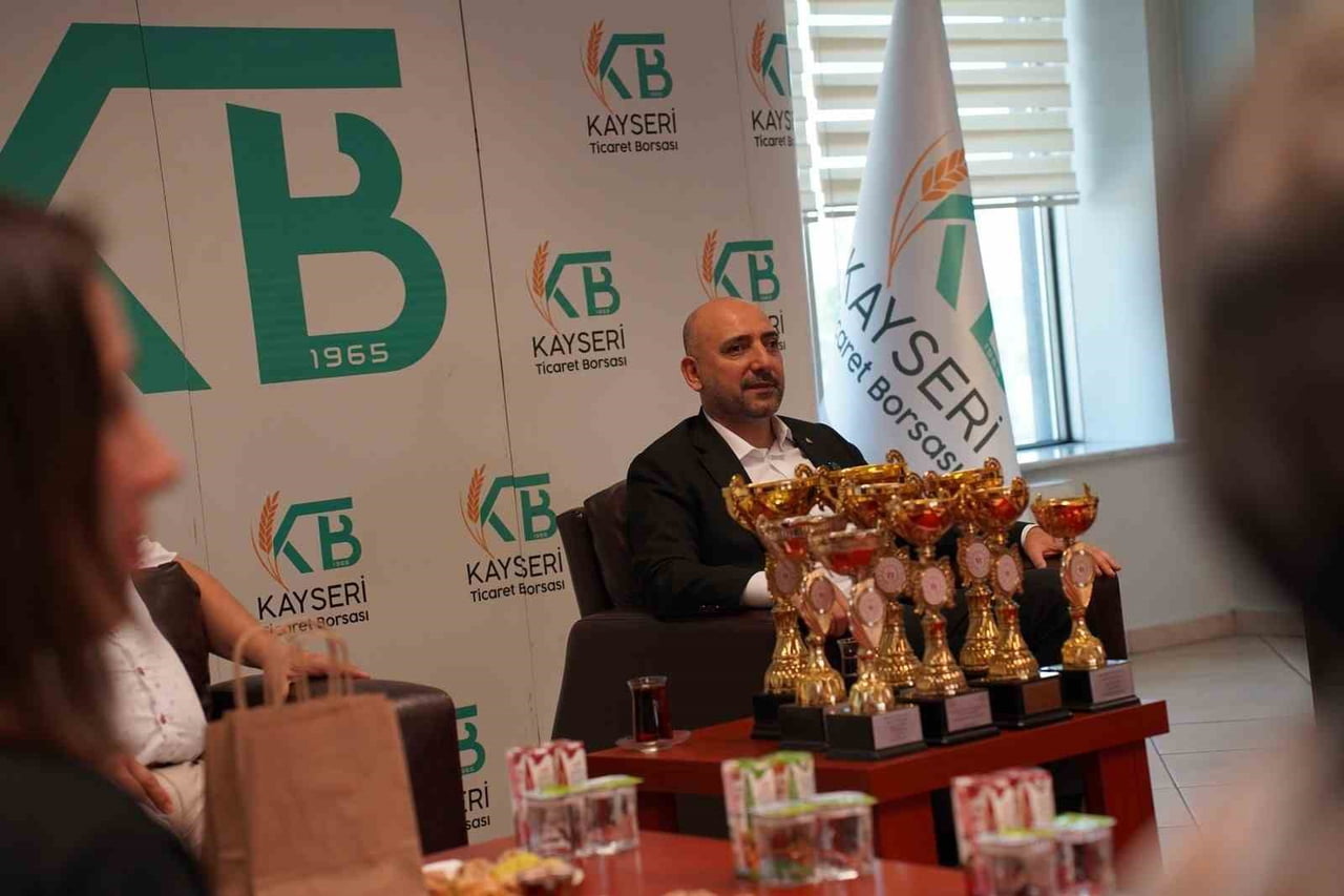 KAYSERİ TİCARET BORSASI ERVA SPOR OKULU SPORCU VE ANTRENÖRLERİ, KAYSERİ TİCARET BORSASI (KTB)...