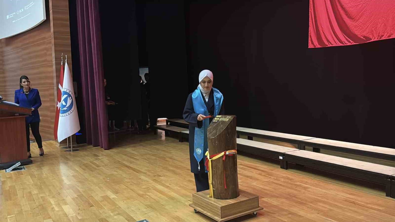 KAYSERİ ÜNİVERSİTESİ (KAYÜ) UYGULAMALI BİLİMLER FAKÜLTESİ, 2025-2026 DÖNEM MEZUNLARINI...