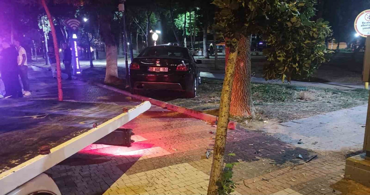 KAZAYA KARIŞAN ARAÇ