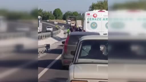Kazaya karışan hemşire çift, motosiklet sürücüsüne dakikalarca kalp masajı yaptı
