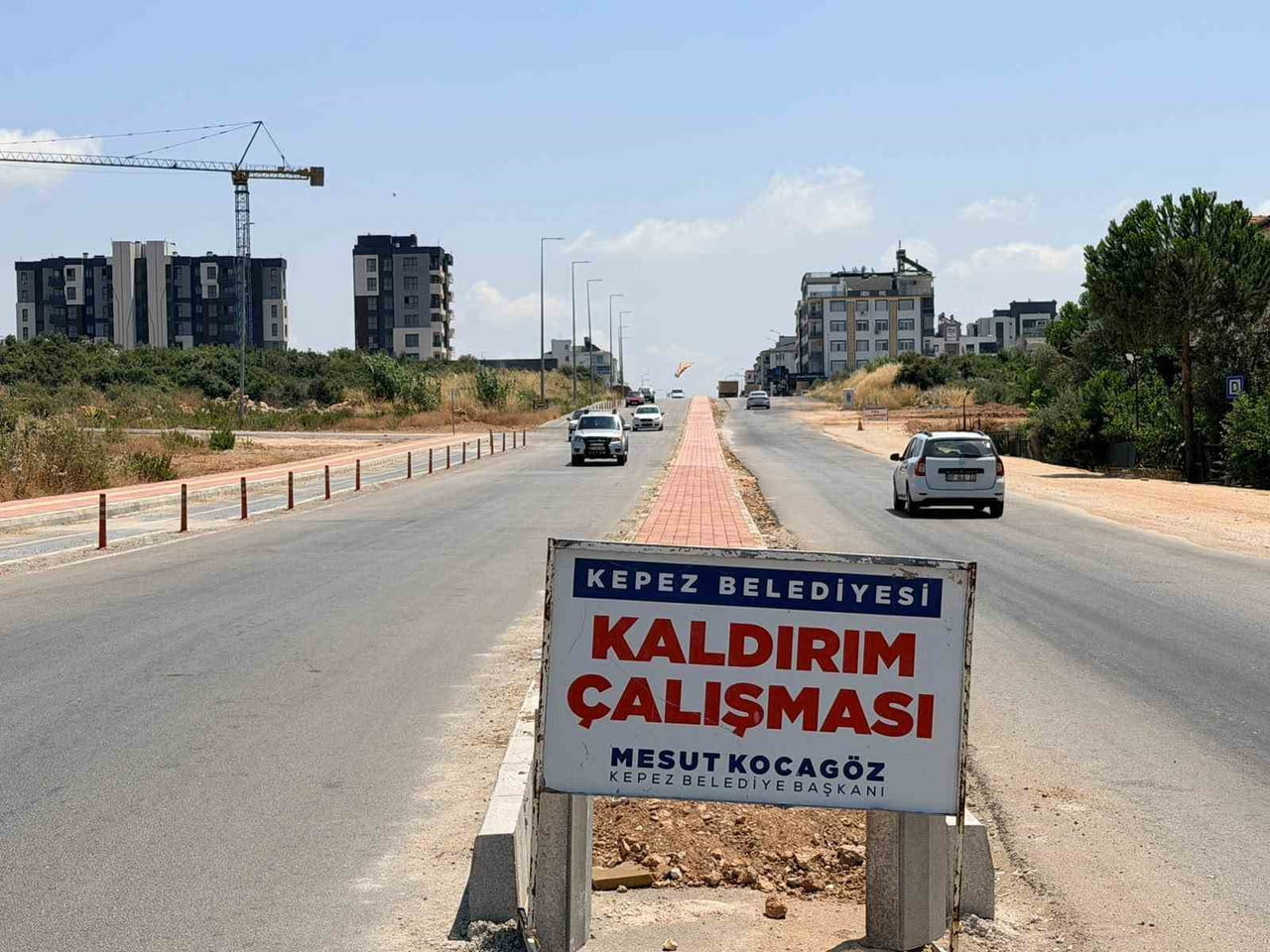 KEPEZ BELEDİYESİ, 2024 YILININ NİSAN AYINDAN BU YANA İLÇE GENELİNDE 81 KİLOMETRE KALDIRIM...