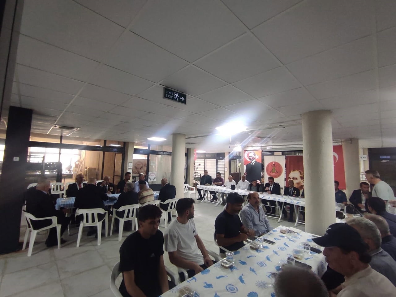 KIBRIS BARIŞ HAREKATI'NIN 52. YILINDA ŞEHİTLER DUALARLA ANILDI