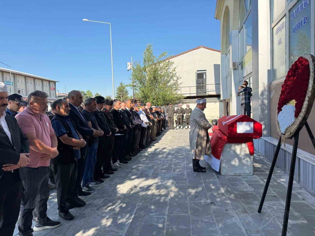 KIBRIS GAZİSİ YASİN SOĞUKBULAK ARPAÇAY'DA ASKERİ TÖRENLE SON YOLCULUĞUNA...