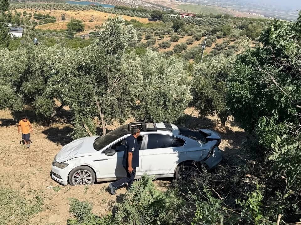 KIRIKHAN İLÇESİ KURTLUSOĞUKSU MAHALLESİ’NDE İKİ ARACIN KARIŞTIĞI TRAFİK KAZASINDA 1 KİŞİ...