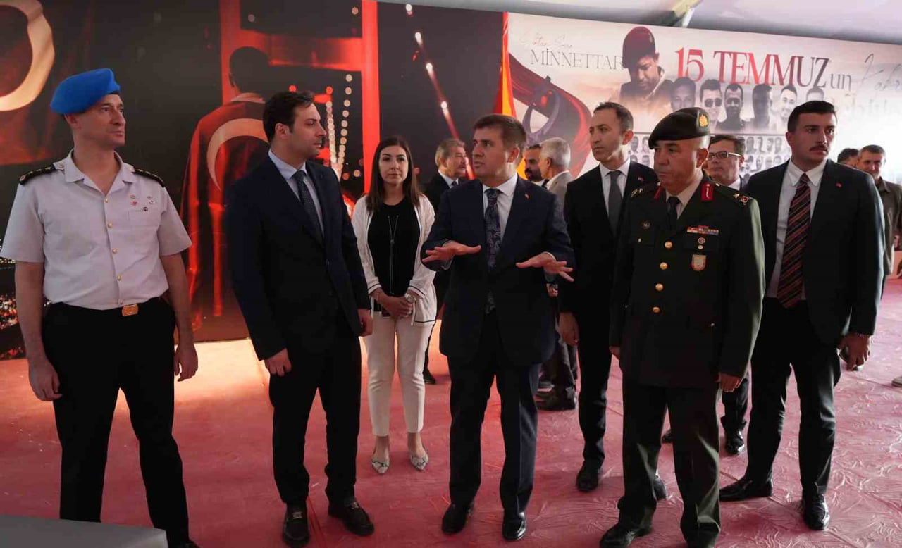 KIRIKKALE'DE, 15 TEMMUZ DARBE GİRİŞİMİNİN 10. YIL DÖNÜMÜ DOLAYISIYLA KURULAN "İRADE BİZİM, ZAFER...