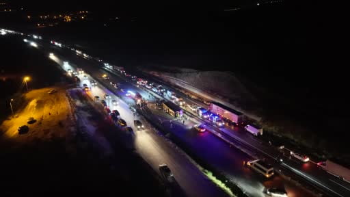 Kırıkkale'de yolcu otobüsü devrildi: Çok sayıda yaralı var