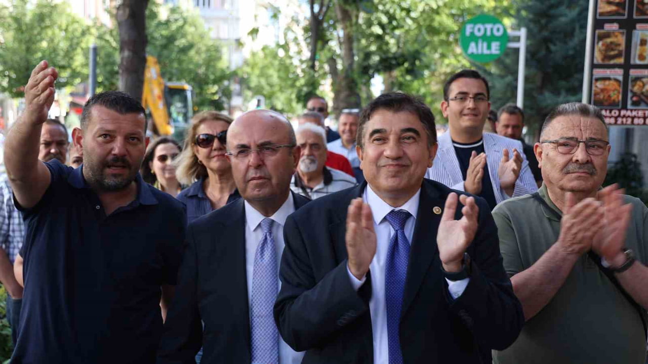 KIRŞEHİR'DE 2019 YILINDA BELEDİYE BAŞKANI SEÇİLEN VE İKİ DÖNEMDİR GÖREVİNİ SÜRDÜREN SELAHATTİN...