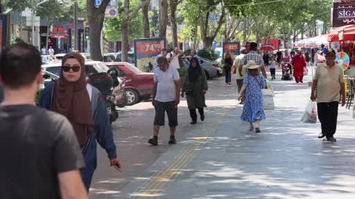 Kırşehir'de tarihi çarşılar gurbetçi sezonuna hazırlanıyor