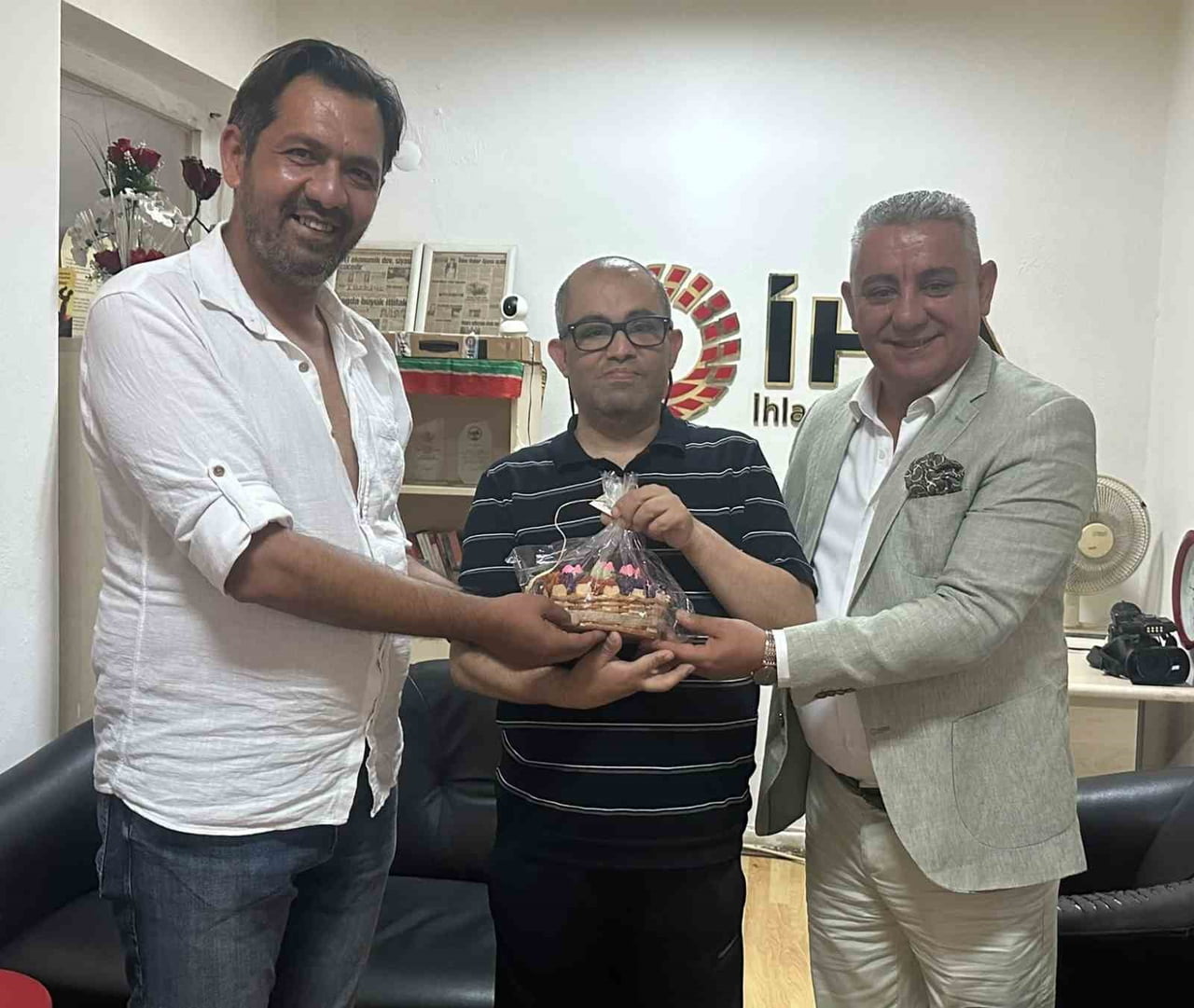 KIRŞEHİR BEYAZAY ŞUBE BAŞKANLIĞI, 24 TEMMUZ GAZETECİLER VE BASIN BAYRAMI DOLAYISIYLA KENTTE GÖREV...