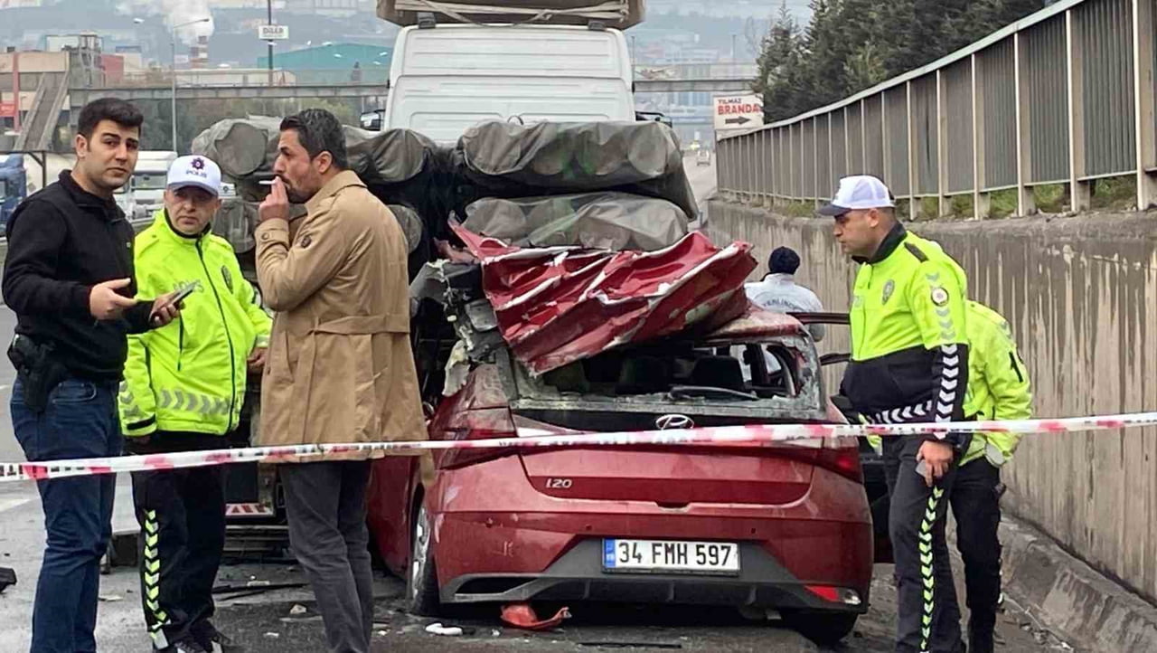 KOCAELİ'DE SON DÖNEMDE TIR VE KAMYONLARIN KARIŞTIĞI ÖLÜMLÜ KAZALARI DEĞERLENDİREN TRAFİK GÜVENLİĞİ...