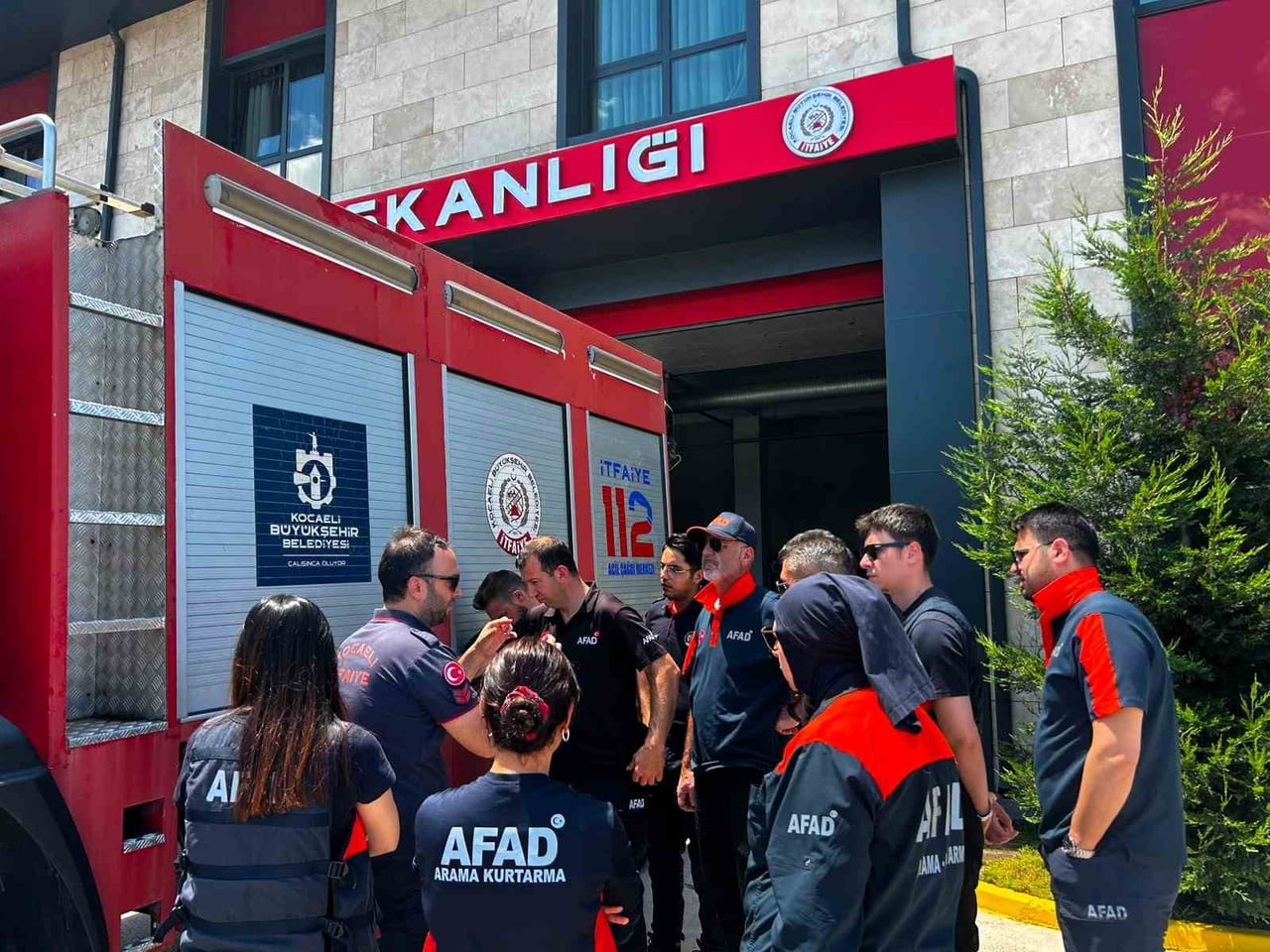 KOCAELİ BÜYÜKŞEHİR BELEDİYESİ İTFAİYE DAİRESİ BAŞKANLIĞI TARAFINDAN, AFAD EKİPLERİNİN AFETLERE...