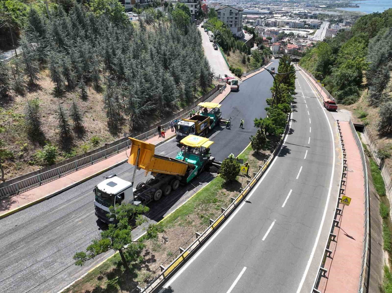 KOCAELİ BÜYÜKŞEHİR BELEDİYESİ, İZMİT İLÇESİNDE YER ALAN GAZANFER BİLGE BULVARI'NDA (SANTRAL...