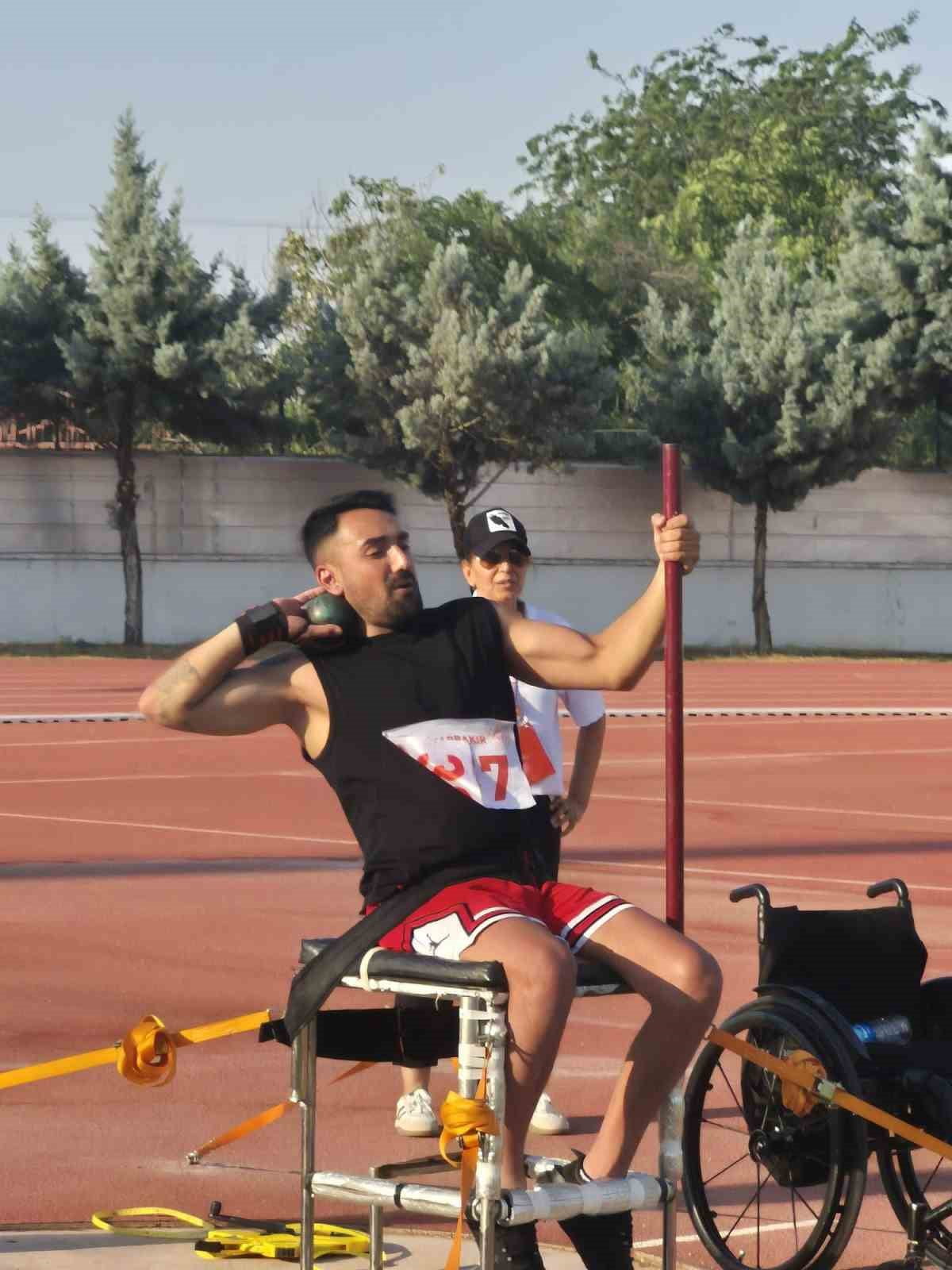 KOCAELİ BÜYÜKŞEHİR BELEDİYESİ KAĞITSPOR KULÜBÜ SPORCULARI, SON İKİ HAFTADA TAEKWONDO, GÜREŞ...