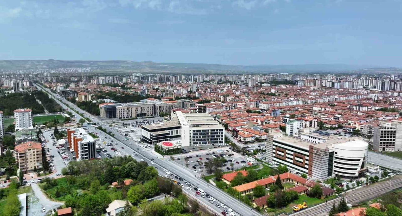 KOCASİNAN BELEDİYE BAŞKANI AHMET ÇOLAKBAYRAKDAR İLE KAYSERİ BARO BAŞKANI MURAT TOLGA ÖZSOY...