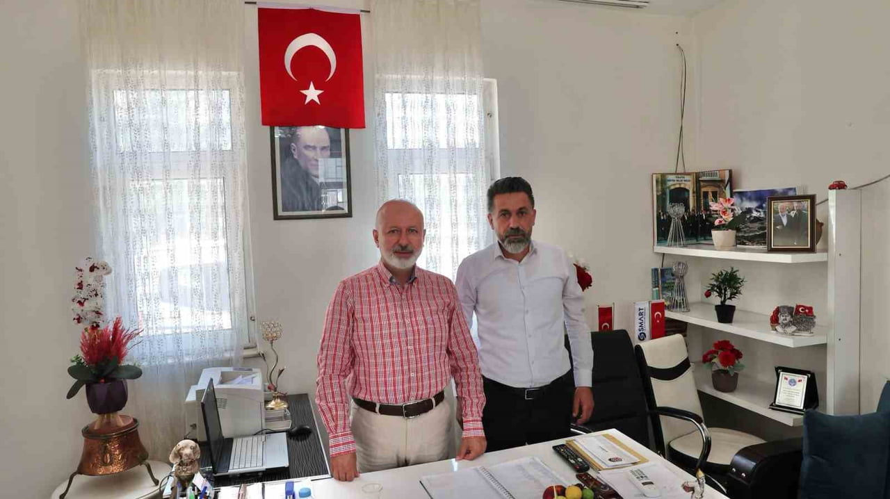 KOCASİNAN BELEDİYE BAŞKANI AHMET ÇOLAKBAYRAKDAR; VATANDAŞ ODAKLI HİZMET ANLAYIŞI KAPSAMINDA HER...