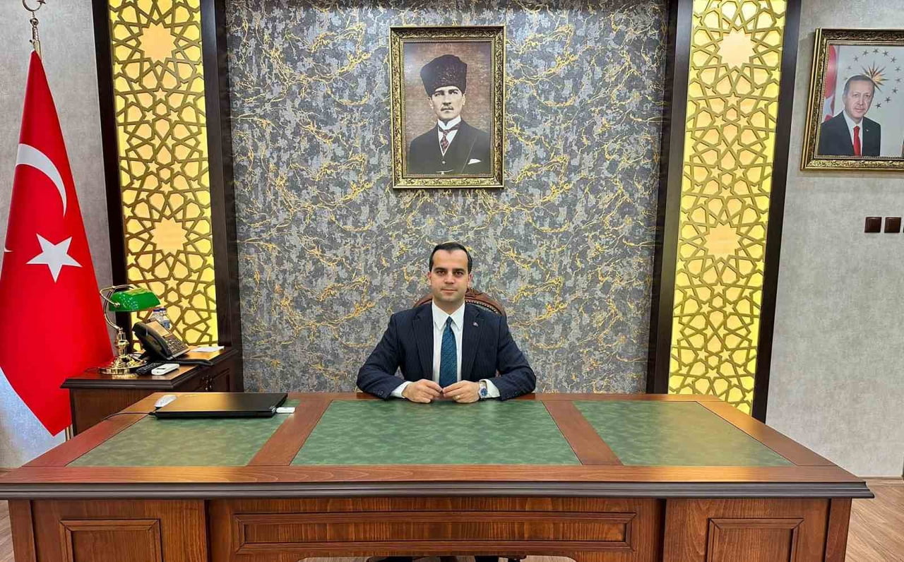 KONYA'NIN BOZKIR İLÇESİNE ATANAN KAYMAKAM ENES ÖZKAN, GÖREVE BAŞLADI.