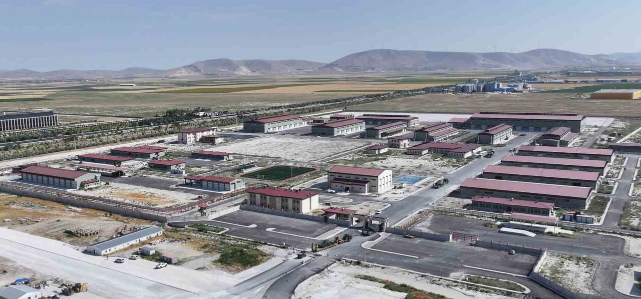 KONYA BÜYÜKŞEHİR BELEDİYESİ TARİHİNİN EN BÜYÜK KENTSEL DÖNÜŞÜMÜ OLACAK AĞIR BAKIM KENTSEL DÖNÜŞÜM...