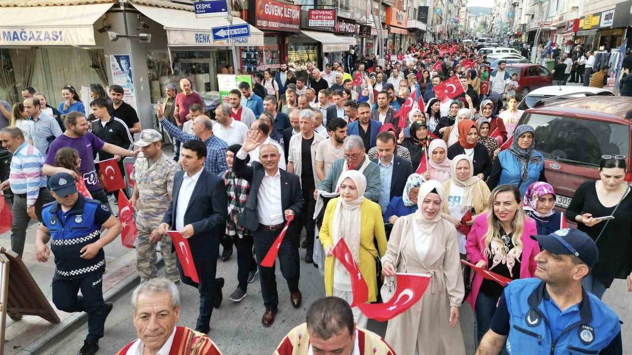 KÖRFEZ'DE YARIM ASRI GERİDE BIRAKAN ALTIN KİRAZ KÜLTÜR VE SANAT FESTİVALİ'NİN 52'NCİSİ YARIN...