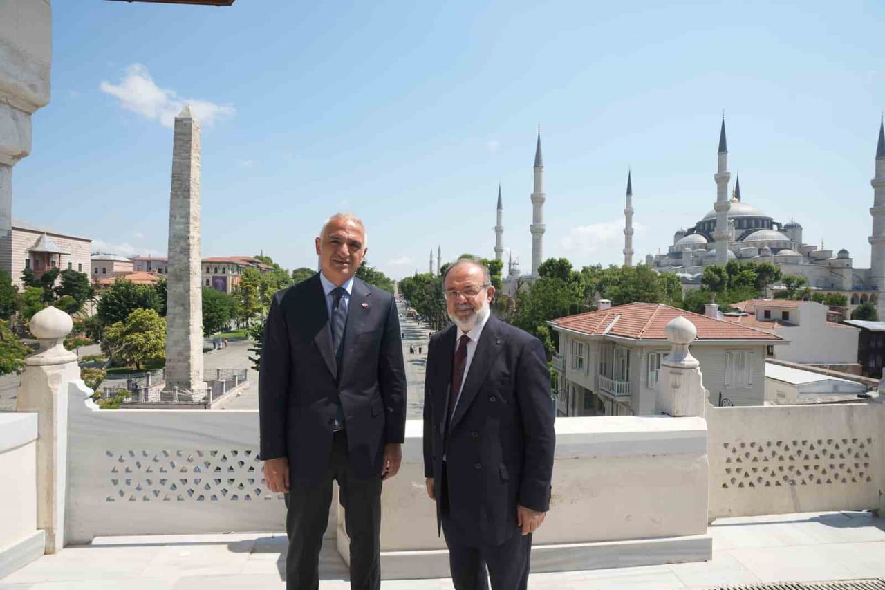 KÜLTÜR VE TURİZM BAKANI MEHMET NURİ ERSOY, TÜRKİYE ULUSLARARASI İSLAM, BİLİM VE TEKNOLOJİ...
