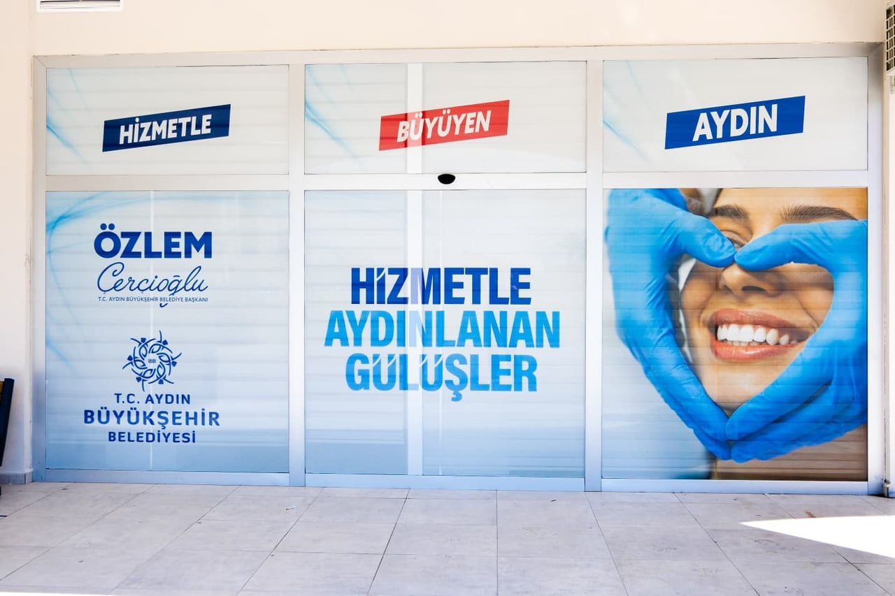 KUŞADASI AĞIZ VE DİŞ SAĞLIĞI POLİKLİNİĞİ HİZMETE BAŞLADI