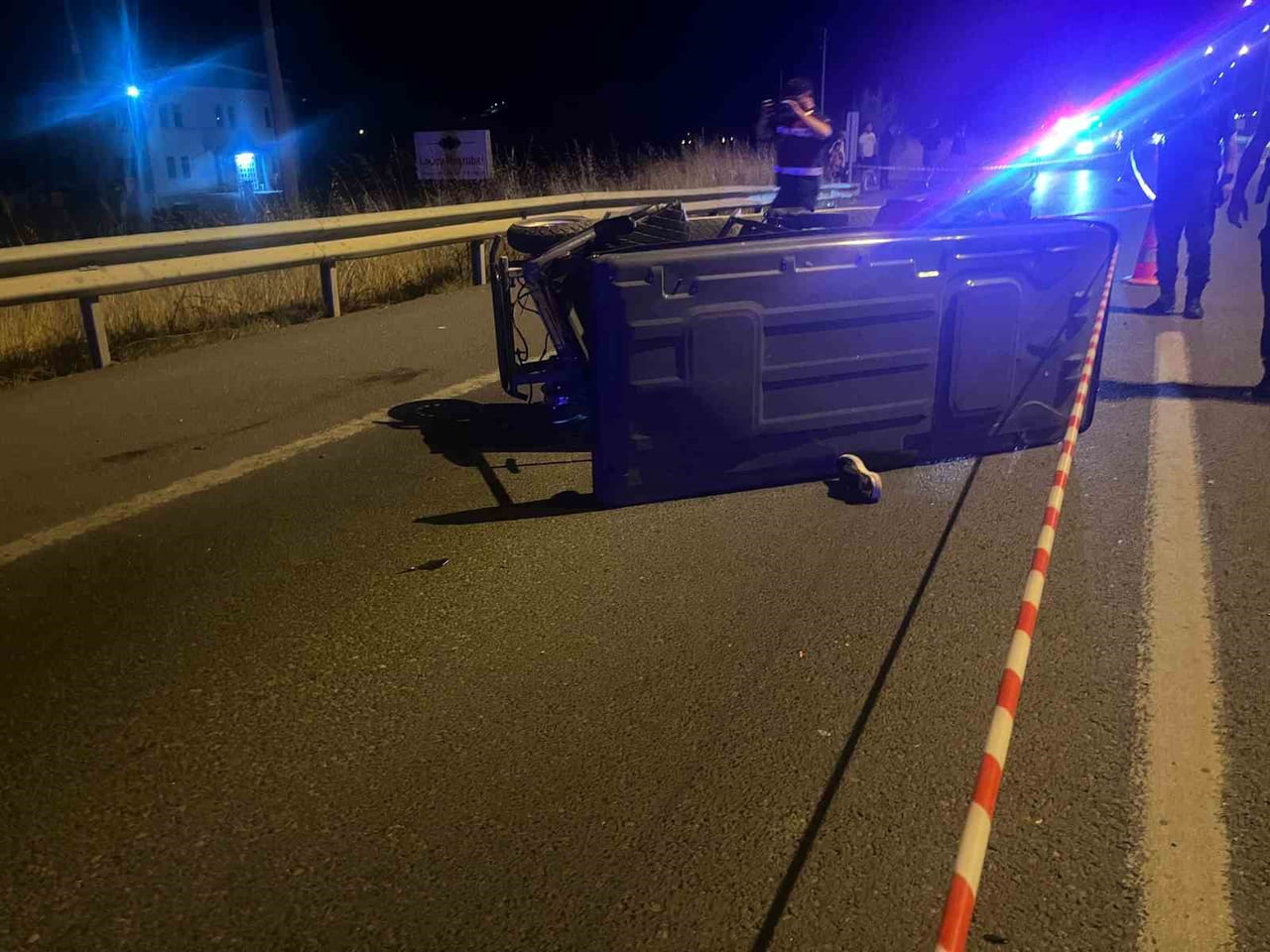KÜTAHYA'NIN TAVŞANLI İLÇESİNDE MOTOSİKLET İLE ELEKTRİKLİ BİSİKLETİN KARIŞTIĞI TRAFİK KAZASINDA 18...