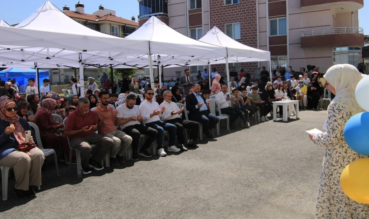 KÜTAHYA İL MÜFTÜSÜ DR. İRFAN AÇIK'TAN YAZ KUR'AN KURSLARI'NA ZİYARET