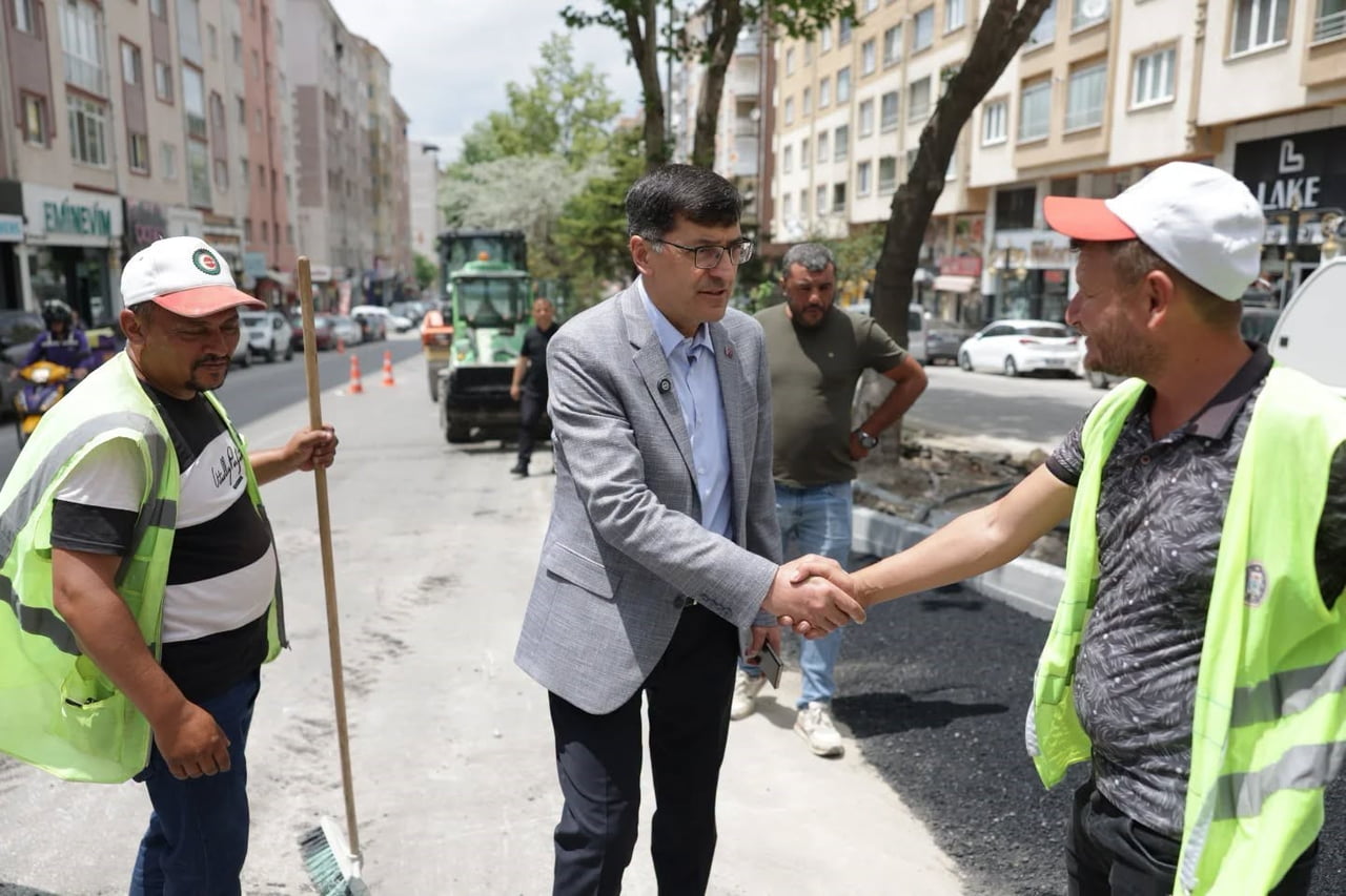KÜTAHYA MEYDAN KAVŞAĞI'NDA YENİ TRAFİK DÜZENİ HAYATA GEÇTİ