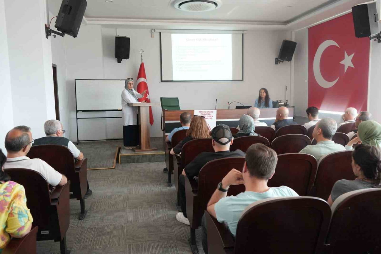 KÜTAHYA OBM PERSONELİNE KKKA HASTALIĞINA KARŞI BİLGİLENDİRME EĞİTİMİ