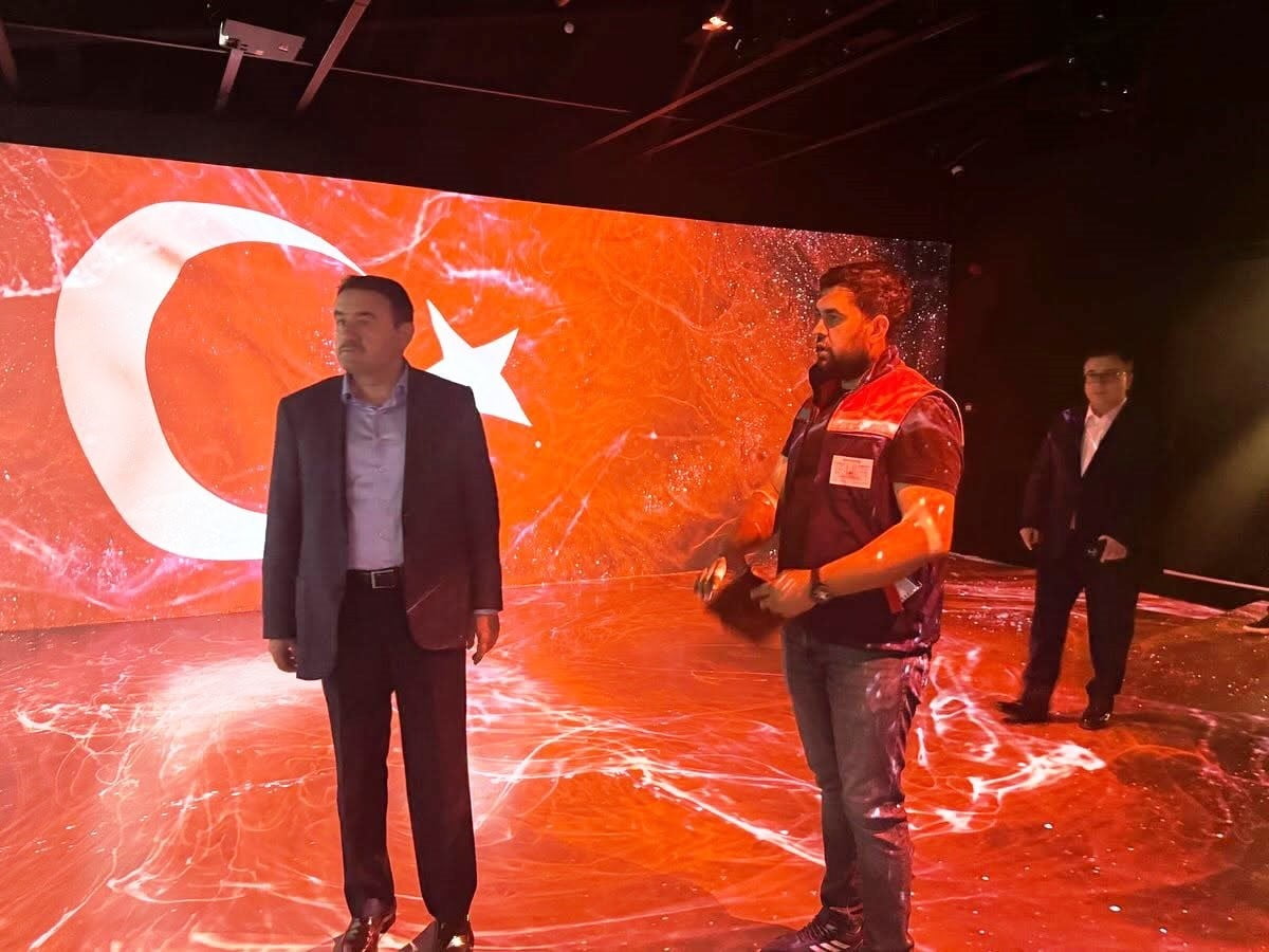 KÜTAHYA VALİSİ IŞIN, DUMLUPINAR ŞEHİTLİĞİ VE DİORAMA MÜZESİ'NDE İNCELEMELERDE BULUNDU