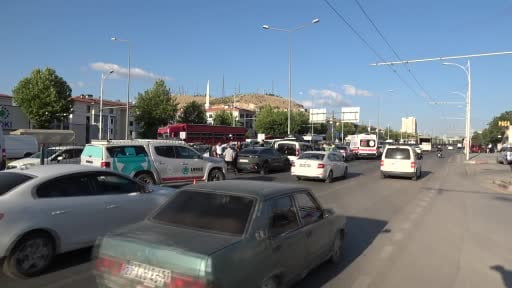 Malatya'da 6 aracın karıştığı zincirleme kazada 4 kişi yaralandı